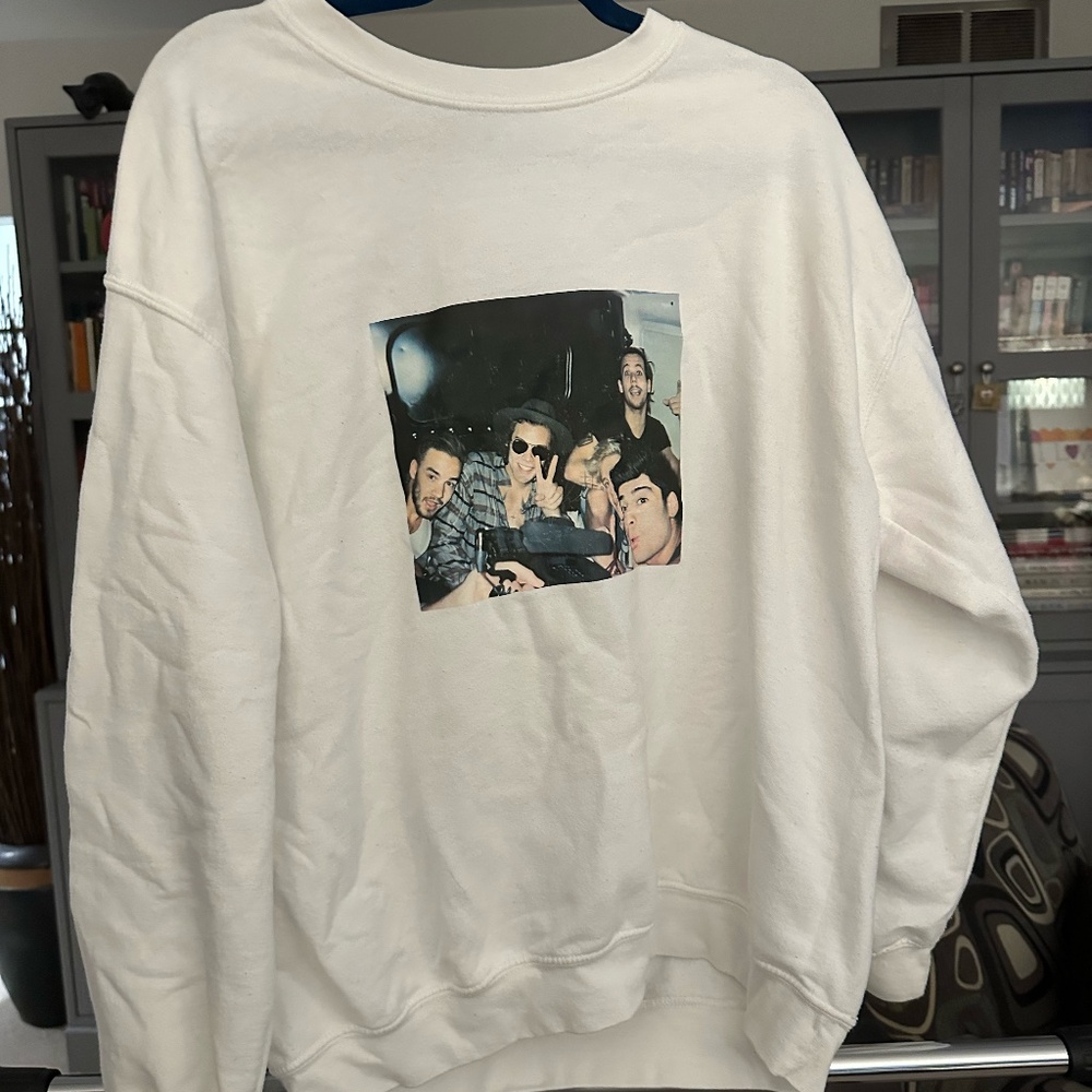 One Direction FOUR crewneck